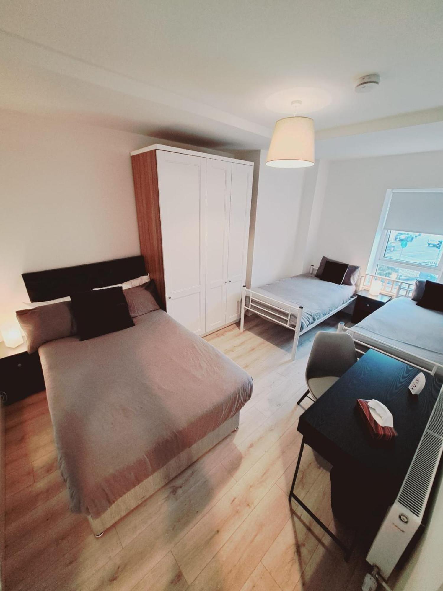 Great Spacious House Apartment *
